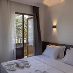 Olinda & 3*