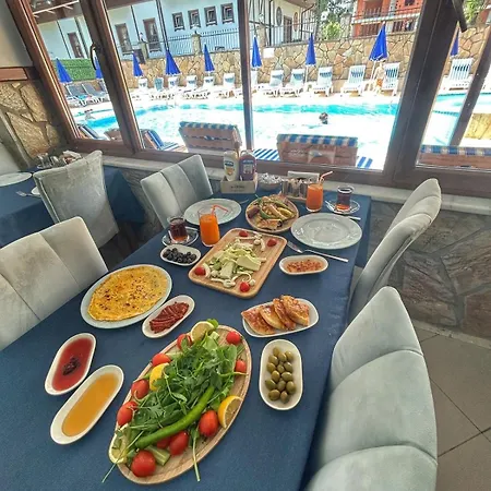 Olinda & Hotel 3*